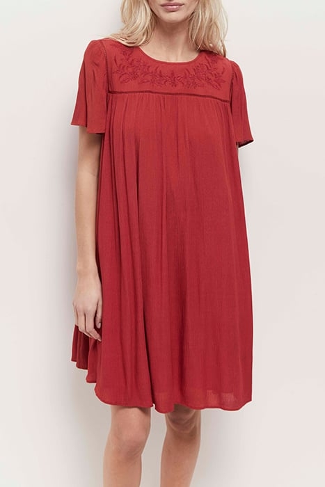 REVIA - CREPE CHILIPEPPER DRESS WITH TONE-ON-TONE EMBROIDERY 1