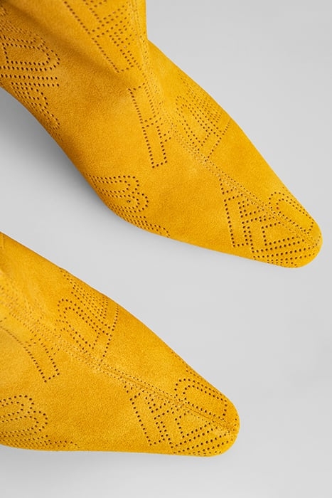 STEVIE 42 TAXI PERFORATED SUEDE LEATHER TAXI 3